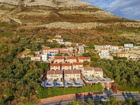 Rent, house, 150m², Reževići, Budva - image 13