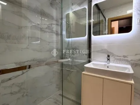 Izdavanje, jednosoban stan, 47m², City Kvart, Podgorica - image 10