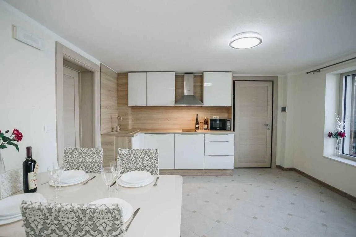 Prodaja, kuća, 300m², Krašići, Tivat