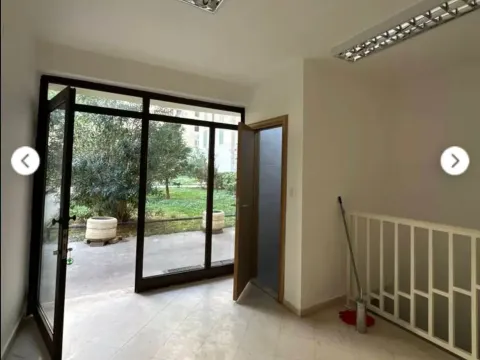 Poslovni prostor in Gintaš