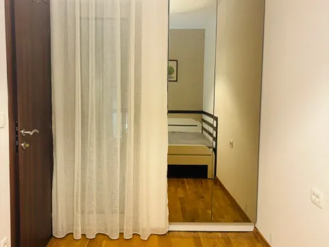 Izdavanje, jednosoban stan, 40m², Centar, Budva - image 2
