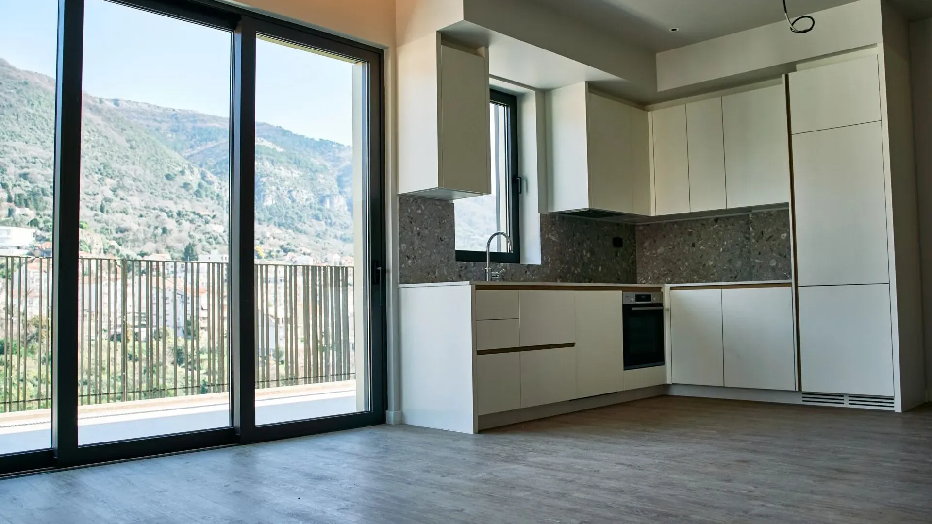 Prodaja, dvosoban stan, 102m², Porto Montenegro, Tivat