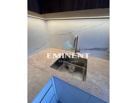 Izdavanje, trosoban stan, 65m², Čubura, Beograd - image 6