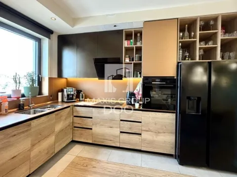 Sale, four bedroom apartment, 124m², Savski Venac, Beograd - image 3
