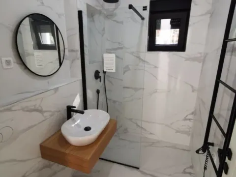 Sale, one bedroom apartment, 42m², Rafailovići, Budva - image 6