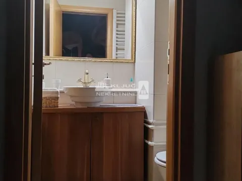 Sale, one bedroom apartment, 32m², Crveni Krst, Beograd - image 12