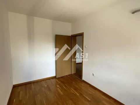 Izdavanje, jednosoban stan, 43m², Bulevar Oslobodjenja, Novi Sad Sve Podlokacije - image 4