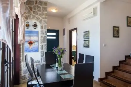 Prodaja, kuća, 235m², Kostanjica, Kotor - image 8