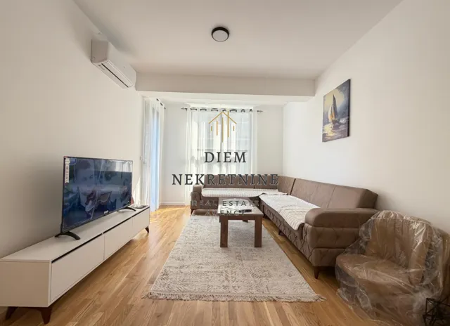 Rent, two bedroom apartment, 70m², Stari Aerodrom, Podgorica