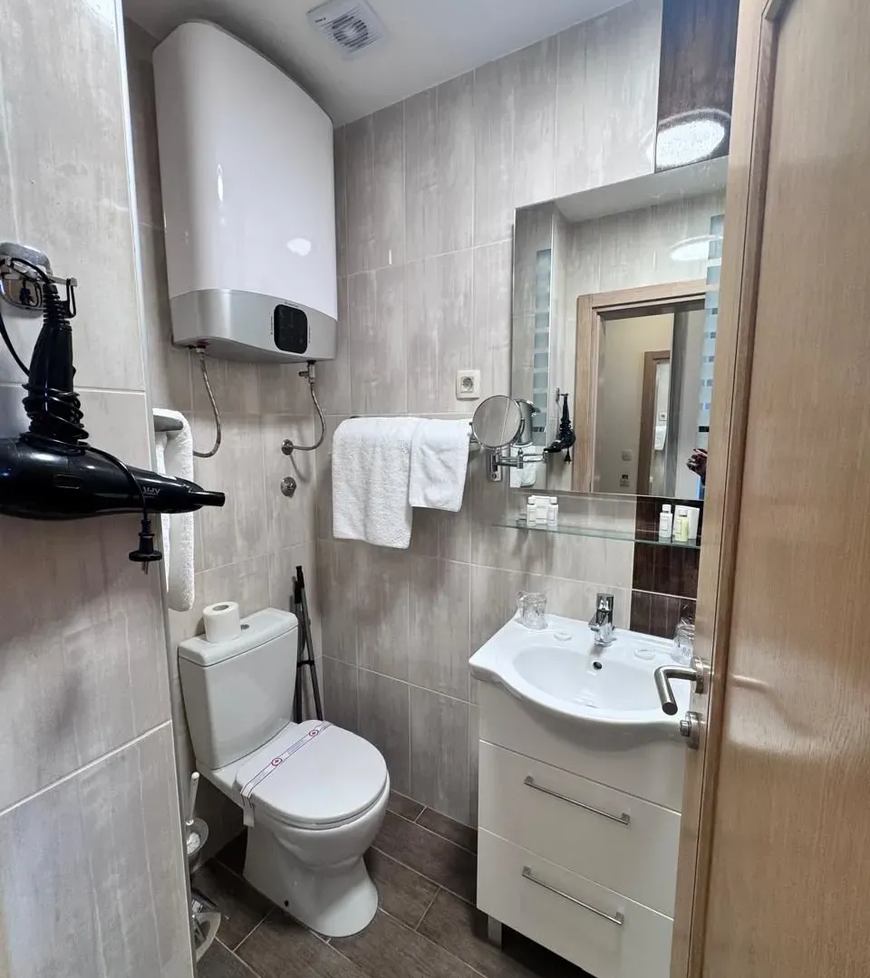 Prodaja, garsonjera, 40m², Bečići, Budva