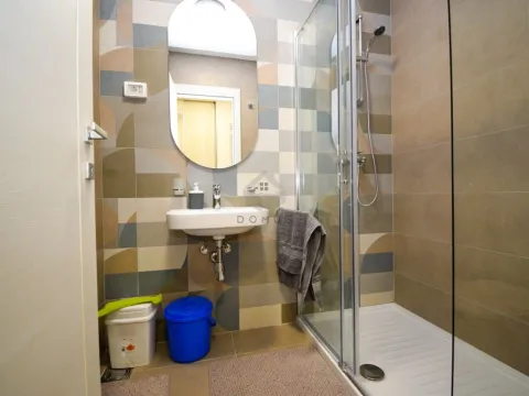 Rent, one bedroom apartment, 45m², Pobrežje, Podgorica - image 8