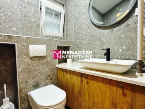 Izdavanje, kuća, 220m², Pričelje, Podgorica - image 9