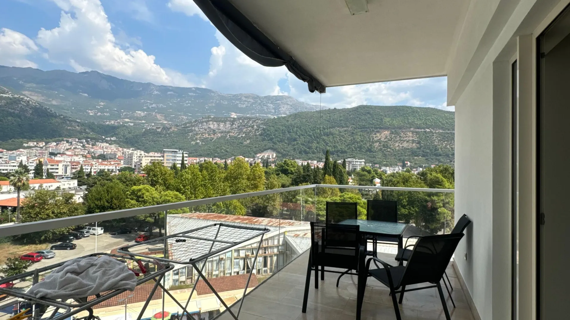 Rent, three bedroom apartment, 98m², Centar, Budva