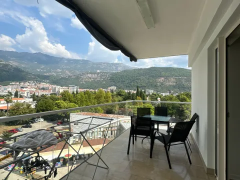 Izdavanje, trosoban stan, 98m², Centar, Budva - image 13