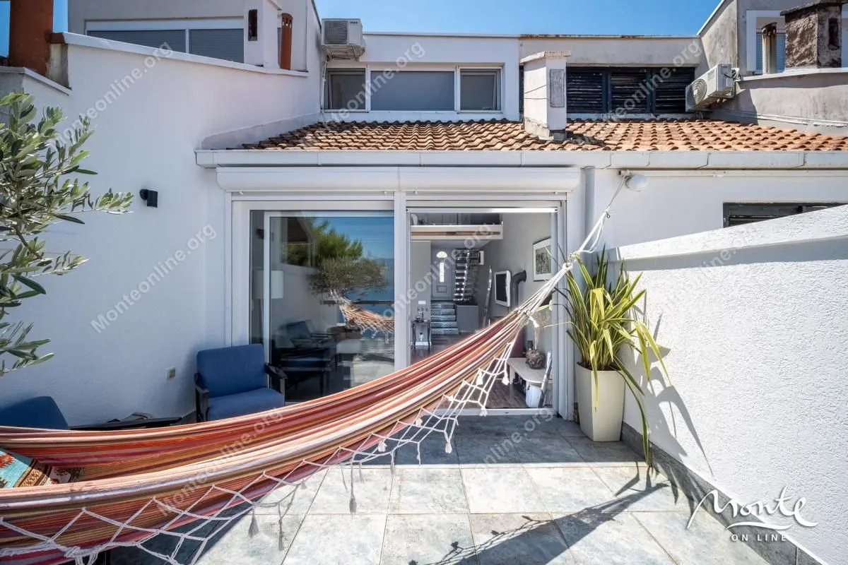 Prodaja, jednosoban stan, 33m², Krašići, Tivat