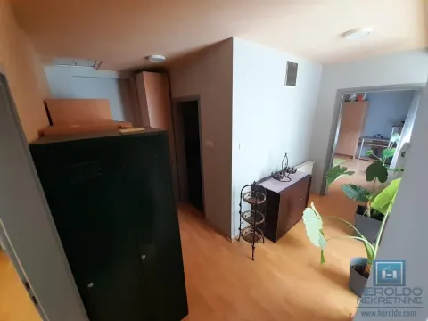 Prodaja, kuća, 240m², Tabane, Jagodina - image 9