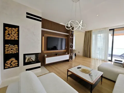 Rent, house, 190m², Krimovica, Kotor - image 2