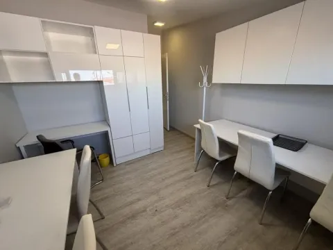 Izdavanje, stan, 118m², Đeram Pijaca, Beograd - image 14