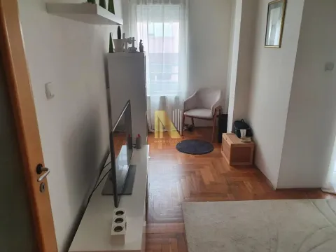 Izdavanje, dvosoban stan, 58m², Centar, Novi Sad - image 5