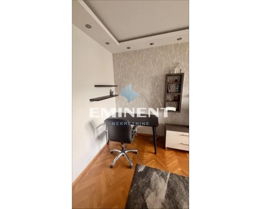 Rent, two bedroom apartment, 43m², Novi Beograd Blok 22, Novi Beograd Sve Podlokacije