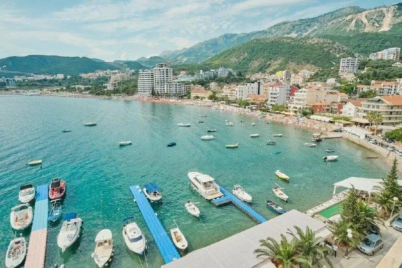 Sale, apartment, 350m², Rafailovići, Budva