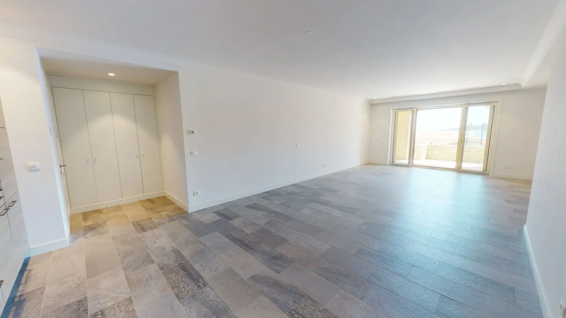 Sale, two bedroom apartment, 124m², Kotor, Crna Gora