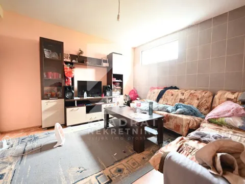 Prodaja, kuća, 129m², Gornja Gorica, Podgorica - image 18