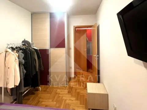 Sale, two bedroom apartment, 70m², Stari Aerodrom, Podgorica - image 8