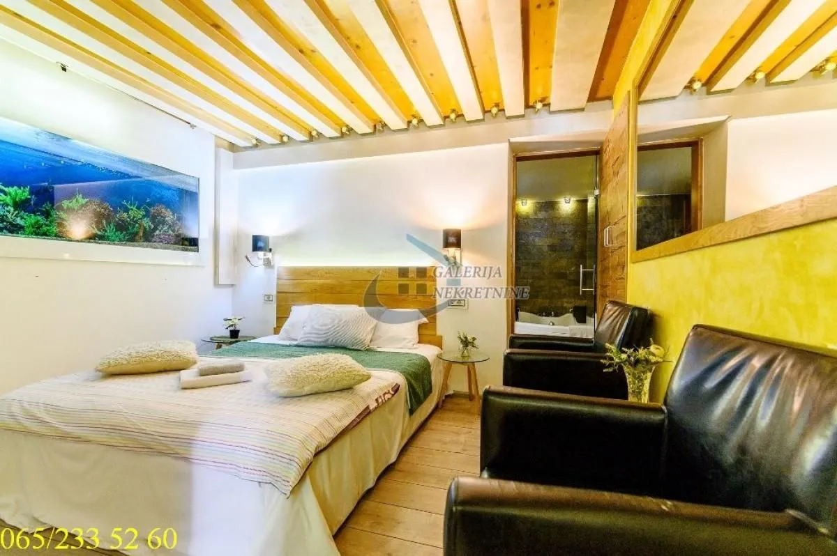 Prodaja, dvosoban stan, 44m², Cvetni Trg, Vračar Sve Podlokacije