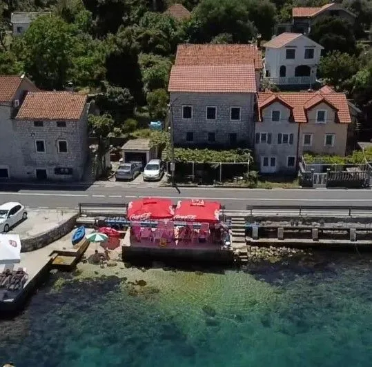Prodaja, kuća, 300m², Herceg Novi, Crna Gora