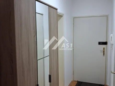 Izdavanje, dvosoban stan, 42m², Sajam, Novi Sad Sve Podlokacije - image 6