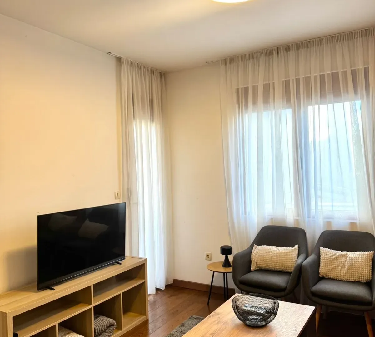 Izdavanje, jednosoban stan, 45m², Stara Varoš, Podgorica
