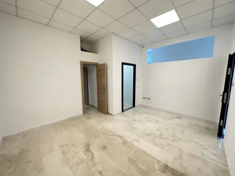 Rent, office space, 90m², Centar, Budva - image 2