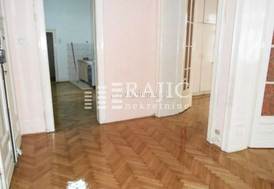 Rent, office space, 180m², Stari Grad, Beograd