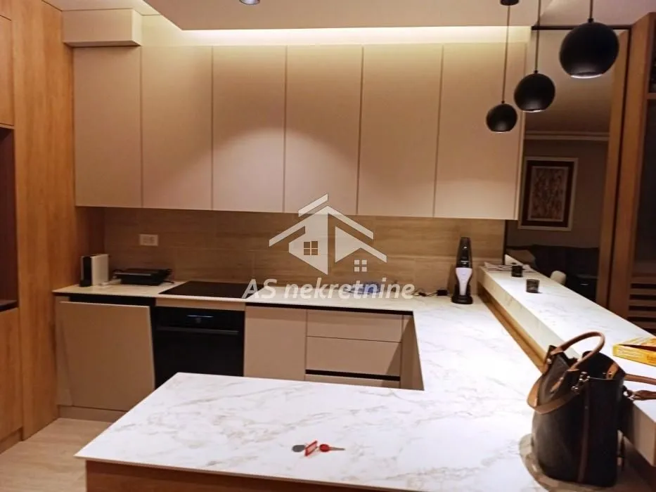 Rent, three bedroom apartment, 98m², Novi Beograd Blok 65, Novi Beograd Sve Podlokacije