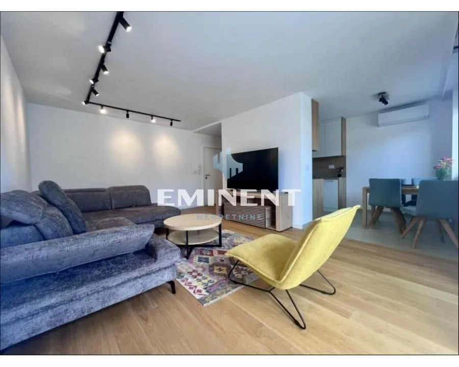Rent, two bedroom apartment, 60m², Stari Grad, Beograd