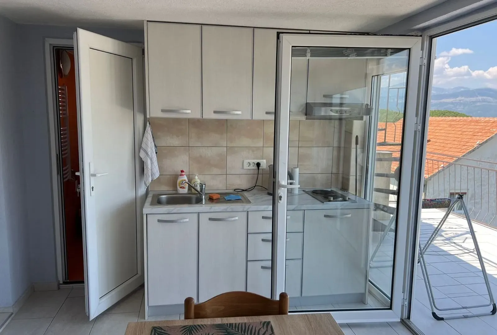 Prodaja, stan, 56m², Tivat, Crna Gora