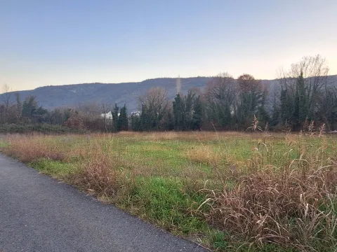 Zemljište in Velje Brdo