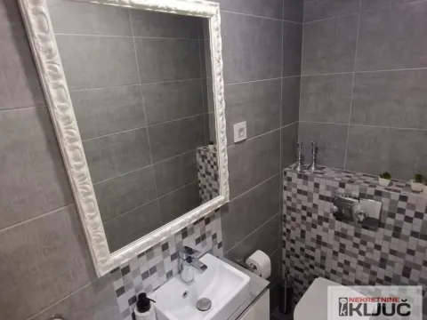 Prodaja, četvorosoban stan, 90m², Telep, Novi Sad Sve Podlokacije - image 19