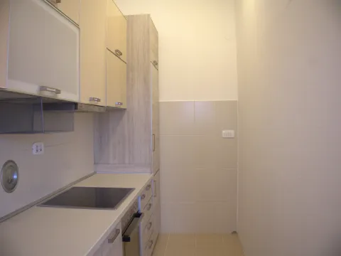 Izdavanje, stan, 98m², Tološka šuma, Podgorica - image 8