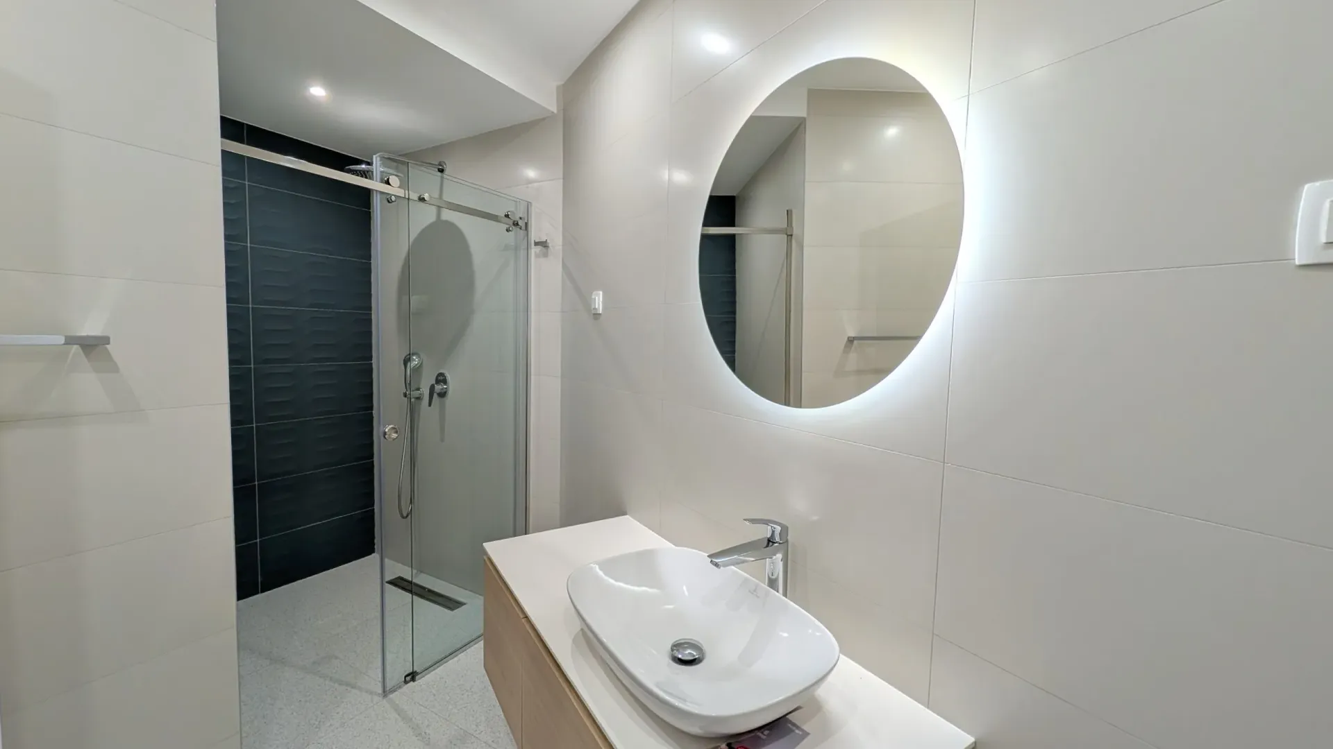 Sale, two bedroom apartment, 59m², Bečići, Budva