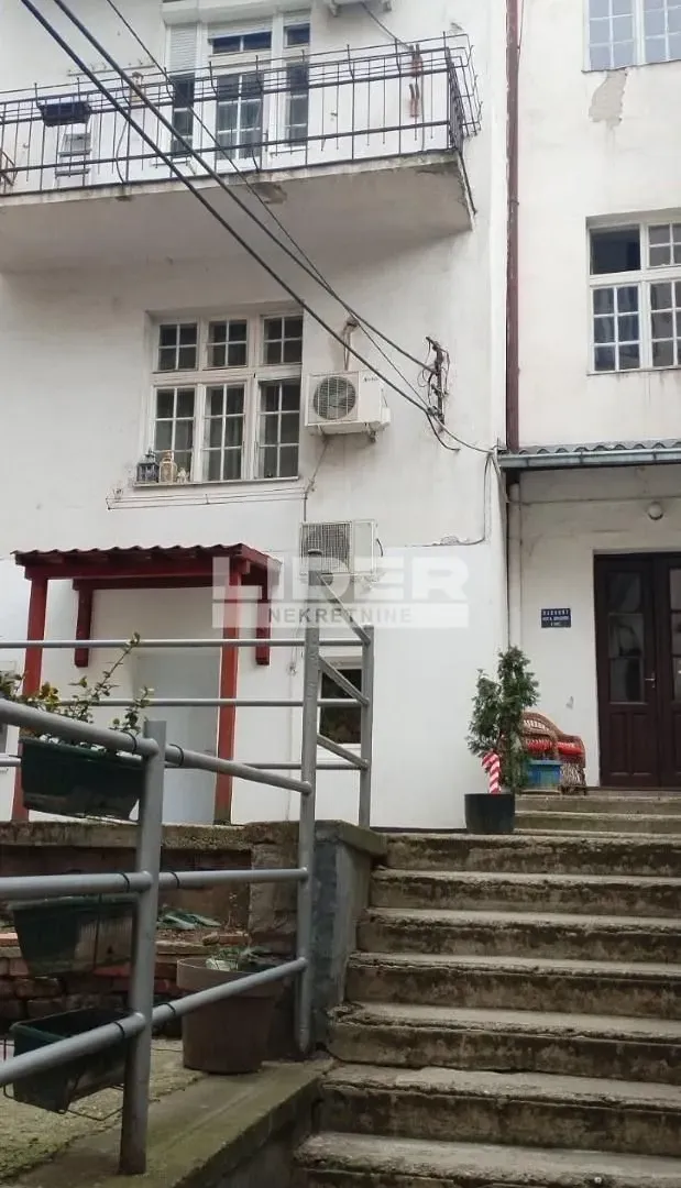 Prodaja, stan, 43m², Cvetni Trg, Vračar Sve Podlokacije