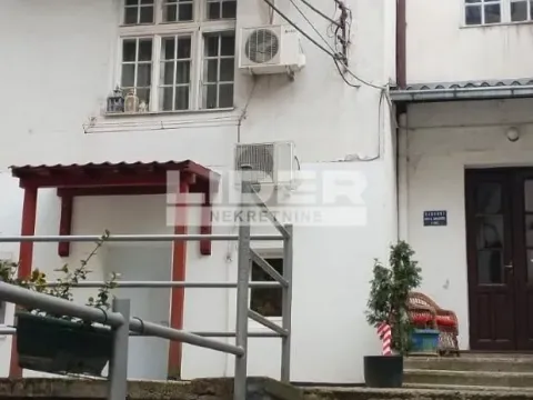 Sale, apartment, 43m², Cvetni Trg, Vračar Sve Podlokacije - image 15