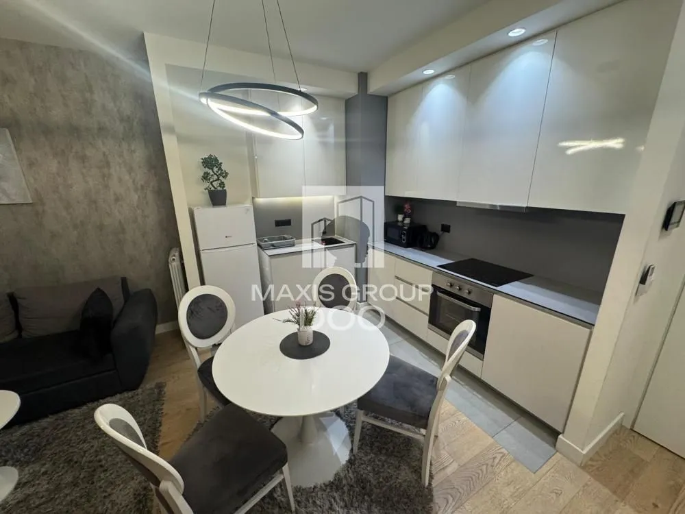 Sale, two bedroom apartment, 50m², Savski Venac, Beograd