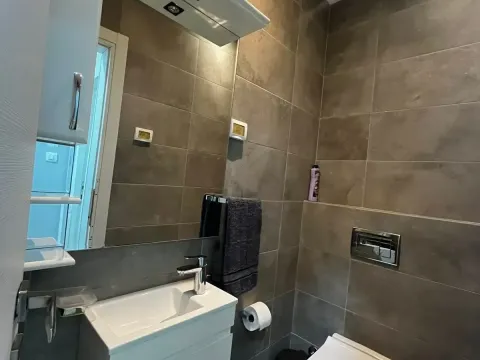 Rent, two bedroom apartment, 70m², Centar, Podgorica - image 8