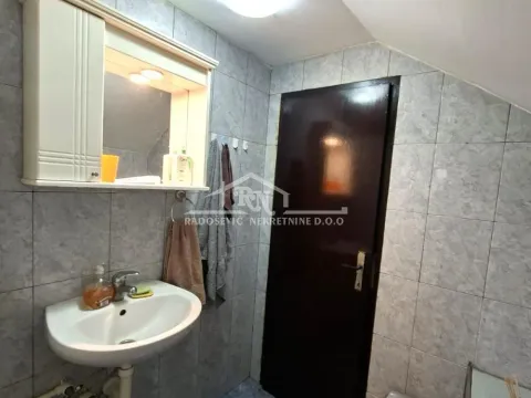 Prodaja, kuća, 208m², Voždovac Sve Podlokacije, Beograd - image 16