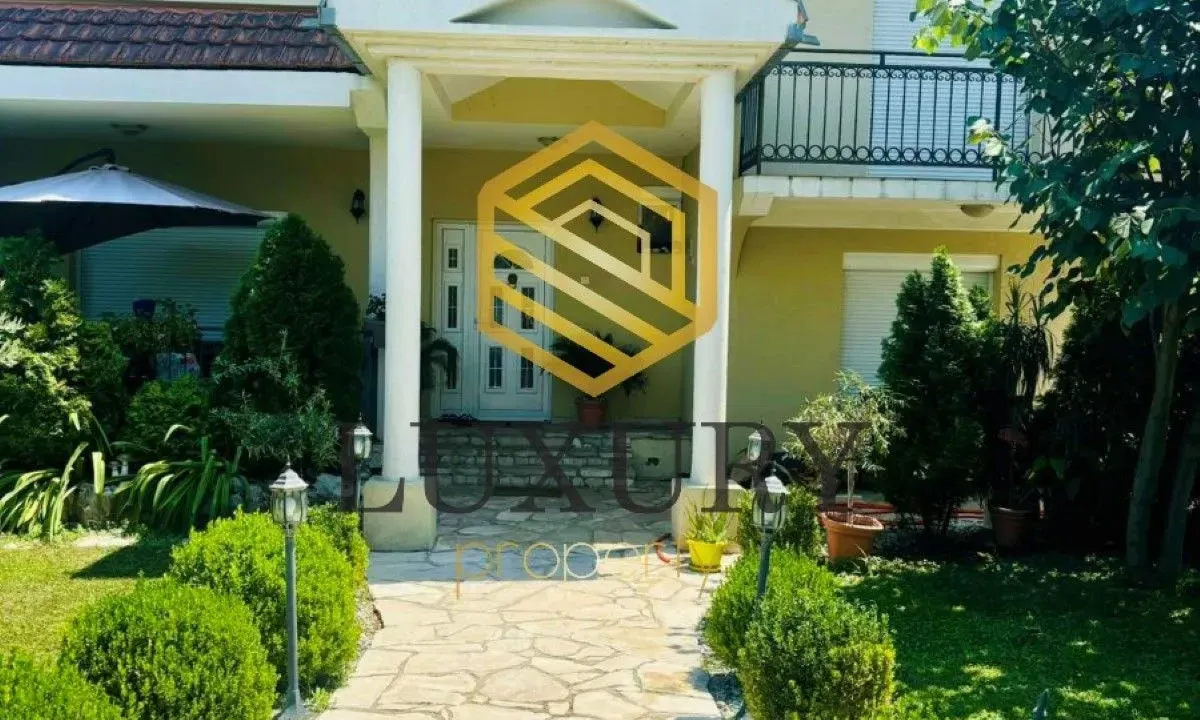 Izdavanje, kuća, 200m², Donja Gorica, Podgorica