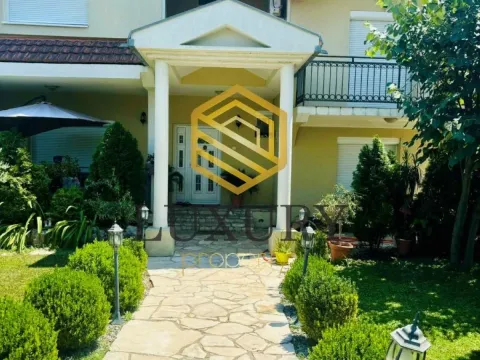 Kuća in Donja Gorica