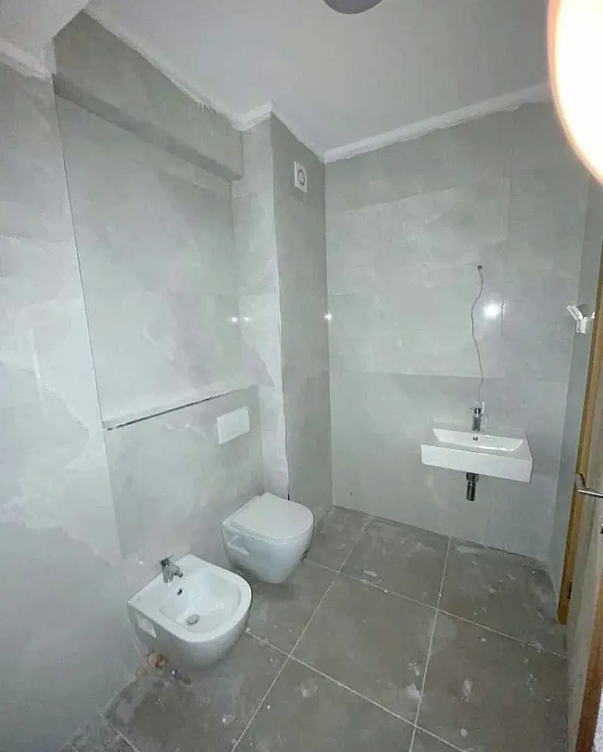 Prodaja, dvosoban stan, 80m², Pobrežje, Podgorica