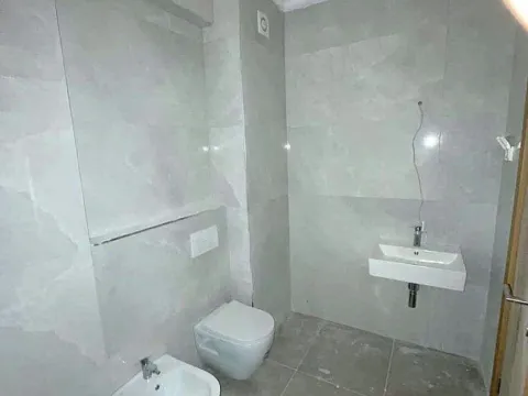 Prodaja, dvosoban stan, 80m², Pobrežje, Podgorica - image 2